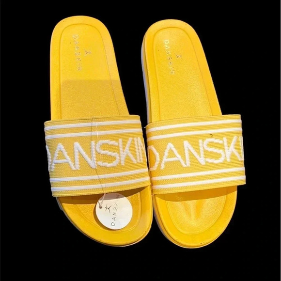 Danskin  side lines yellow slides Sz 10 - Picture 8 of 8